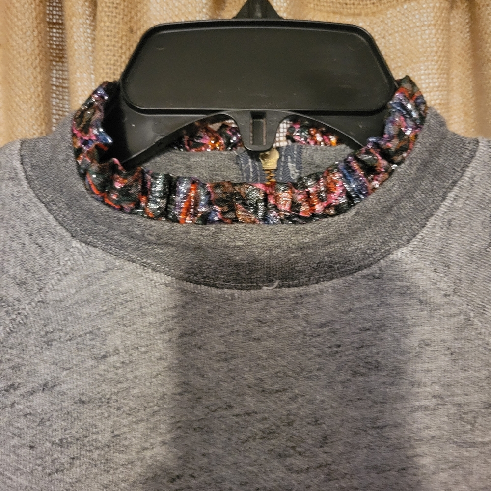 JCrew Sweatshirt - Picture 4 of 9